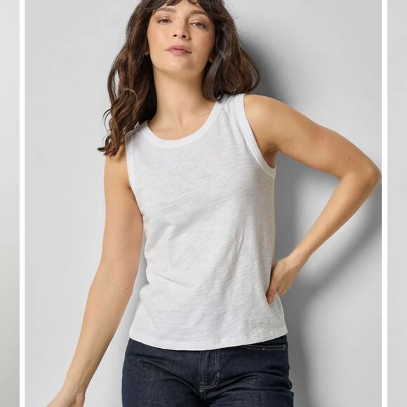 Lilla P Tops - Lilla P, Back seam  White Fitted Sleeveless Tank Top